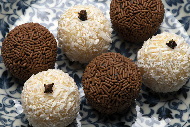 Brigadeiro，和beijing ho，传统的巴西甜品。